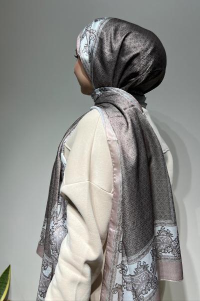 Desenli Şal Sütlü Kahve