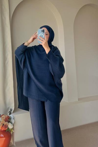 Kadın Yarasa Kol Pelerin Detaylı Pantolon Takım Lacivert