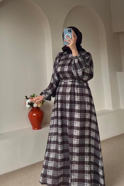 Kadın Pile Detaylı Ekose Elbise Kahverengi