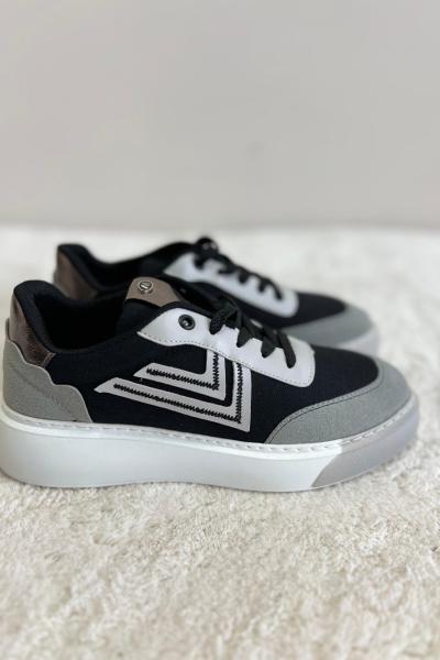 Renkli Spor Ayakkabılar Siyah