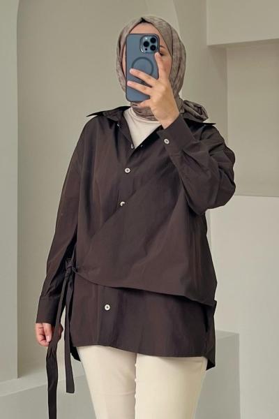 ÖNDEN BAĞLAMALI DÜĞMELİ GÖMLEK Kahverengi